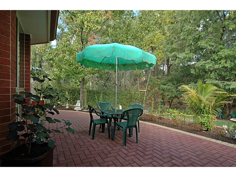 8 Kristen Court, Coromandel Valley SA 5051