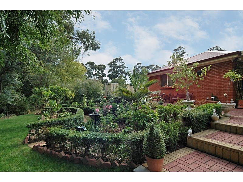 8 Kristen Court, Coromandel Valley SA 5051