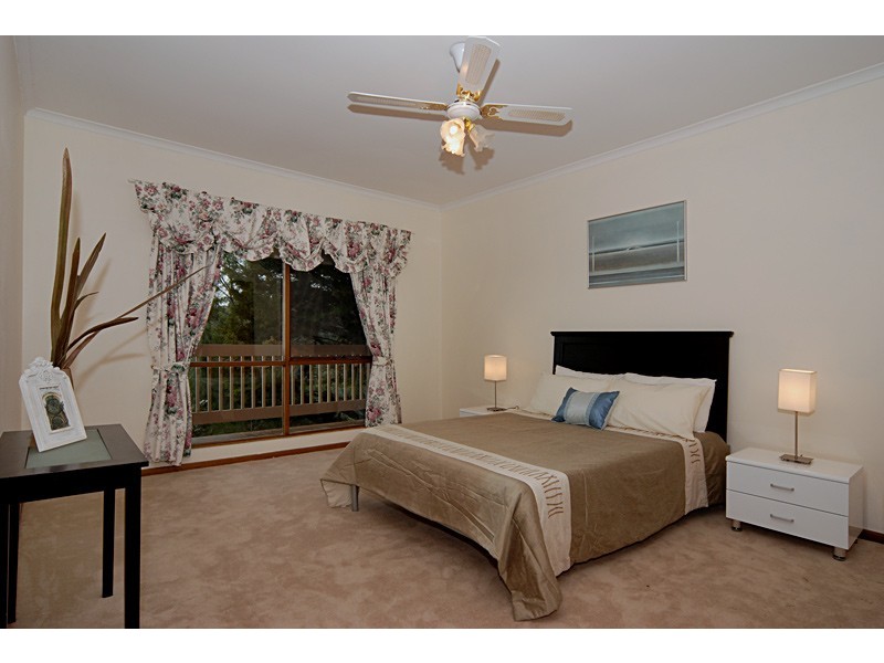 17 Ridgeland Drive, Teringie SA 5072