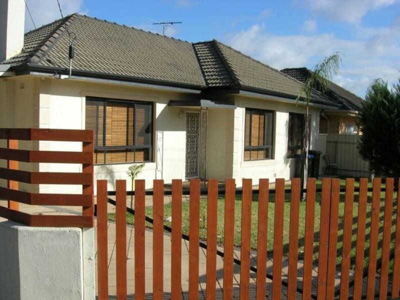 18 Paul Street, St Marys SA 5042