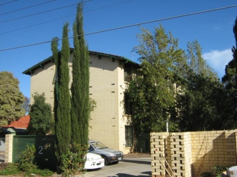 18/2 Ferguson Street, Glenelg North SA 5045