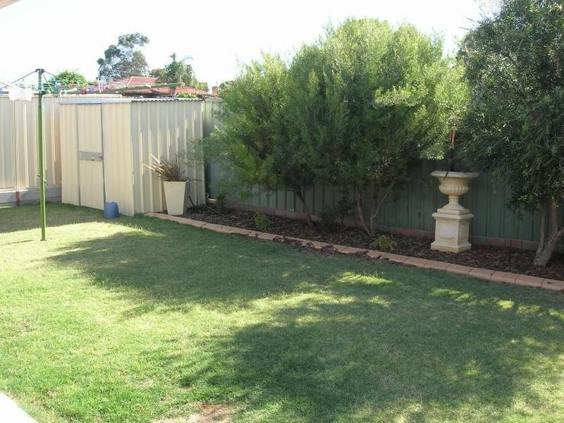 10 Ridgefield Avenue, Paradise SA 5075