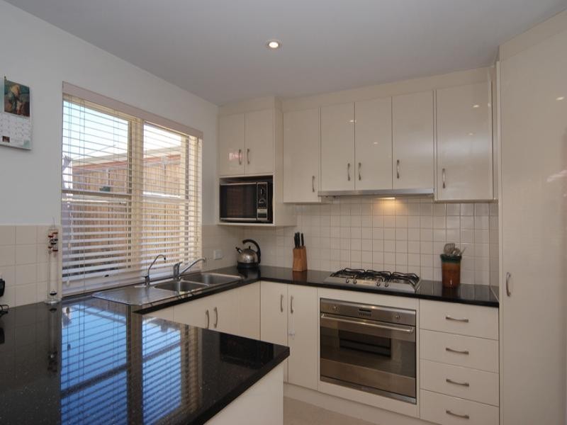 18 Rhyl Avenue, Wayville SA 5034