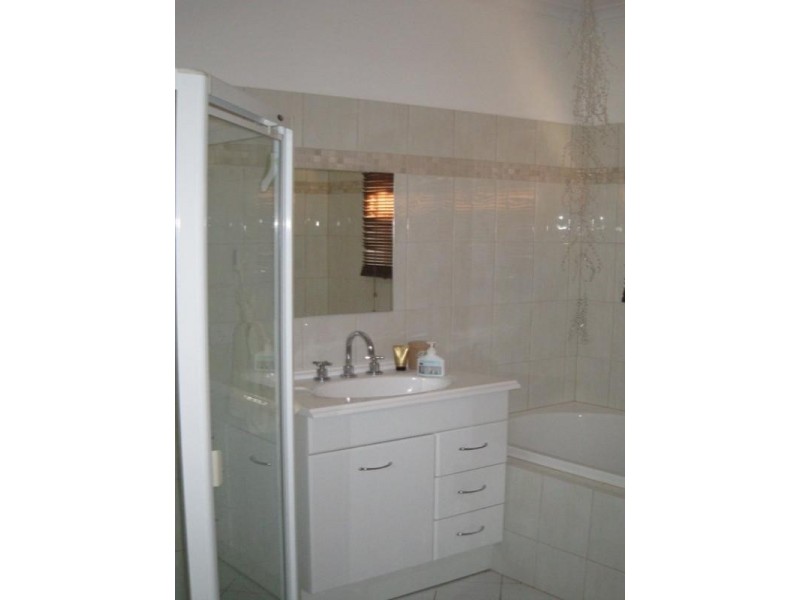 28 McHale Road, Fairview Park SA 5126