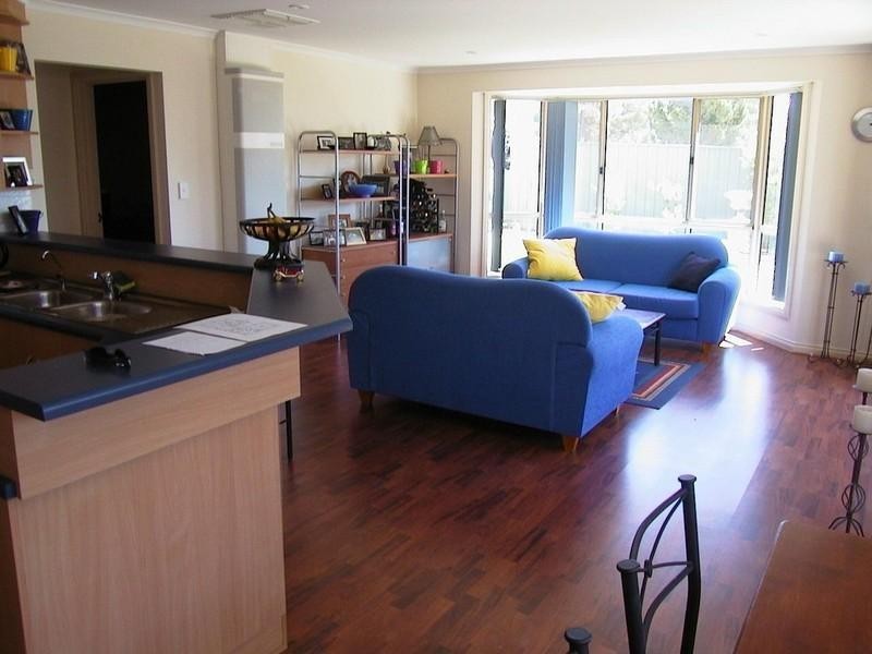 10 Ridgefield Avenue, Paradise SA 5075