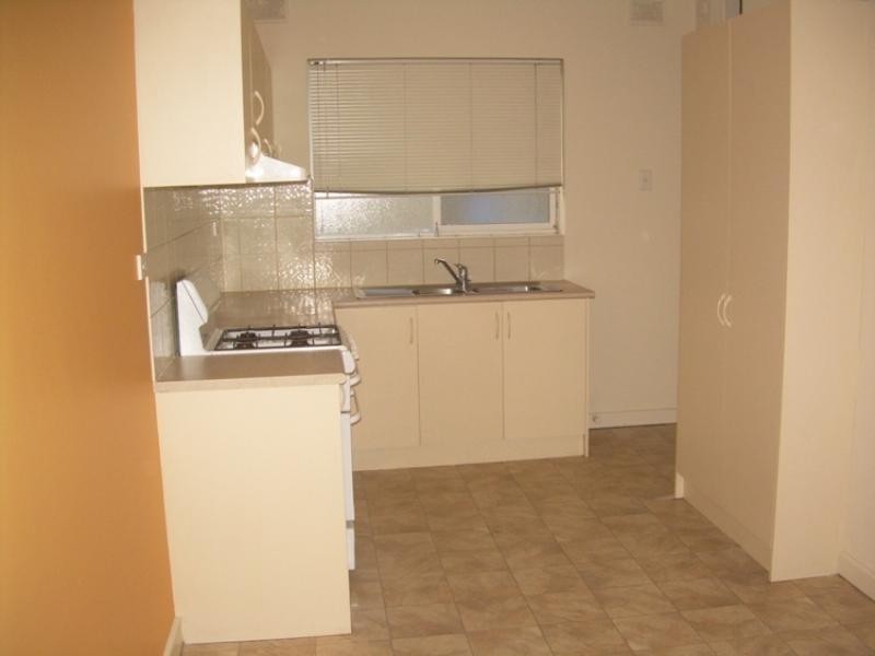 3/6 Hale Street, Everard Park SA 5035