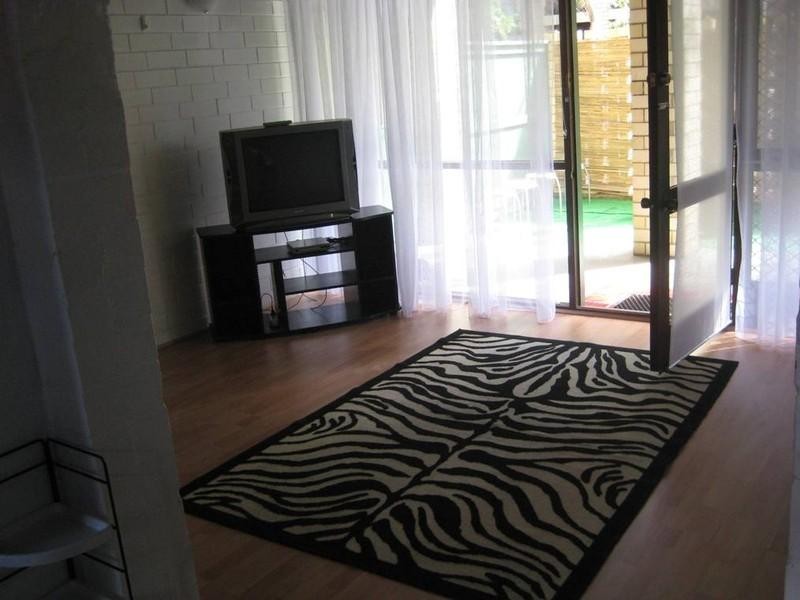 10/2 Ferguson Street, Glenelg North SA 5045