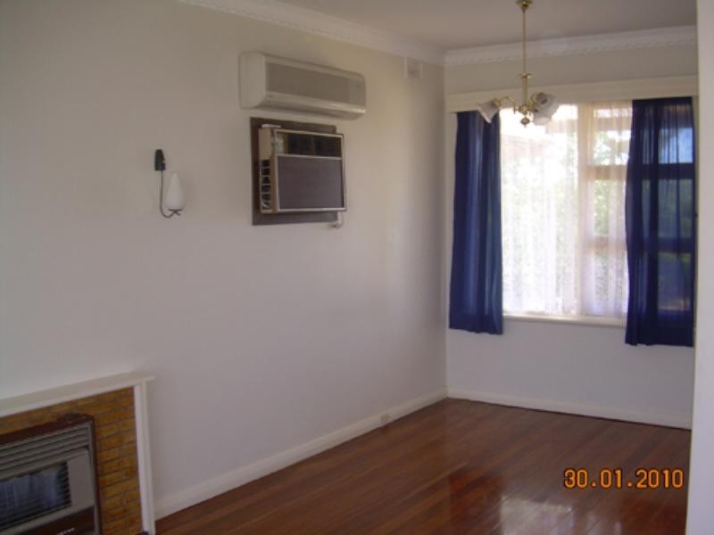 3 Auriel Way, Valley View SA 5093