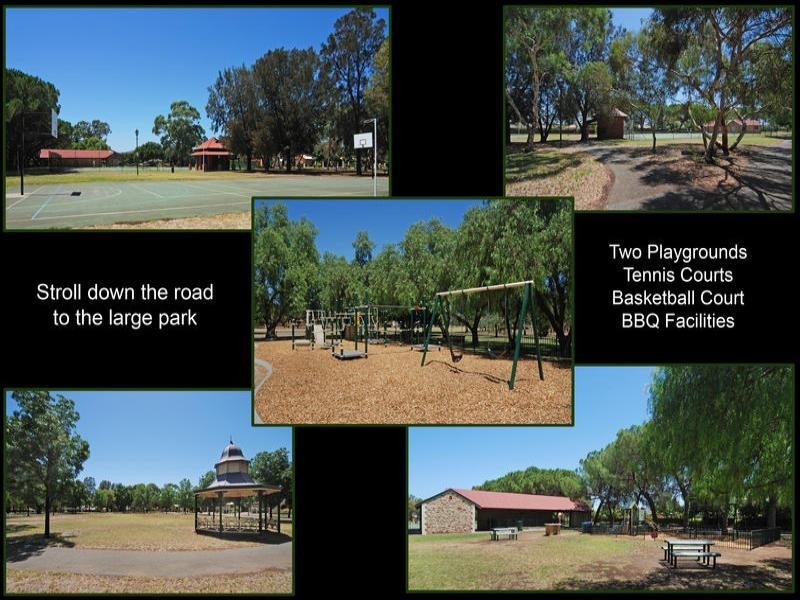 18 Hampton Drive, Oakden SA 5086