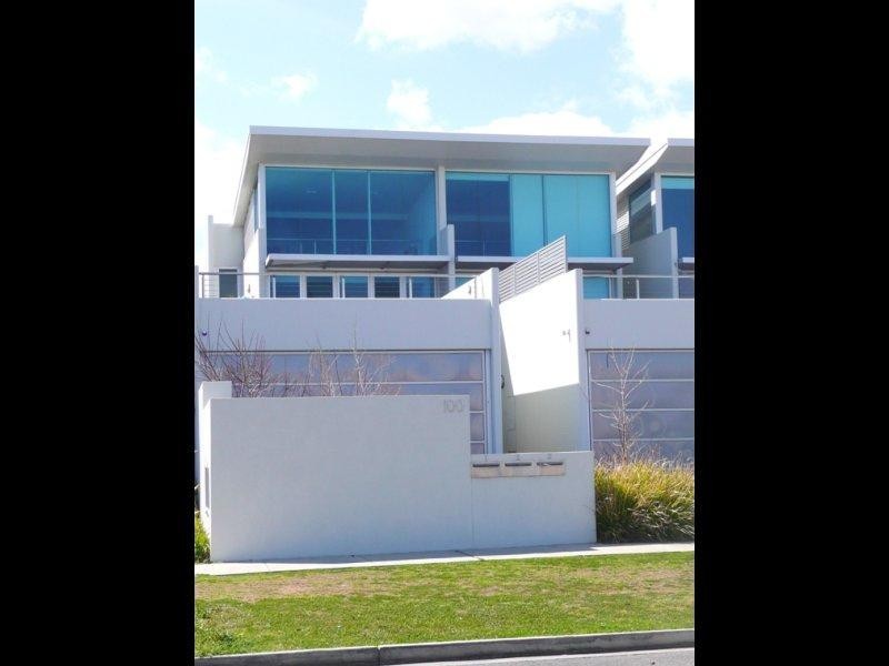 2/100 Seaview Road, West Beach SA 5024