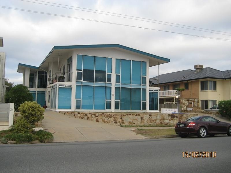1/22 Seaview Road, West Beach SA 5024