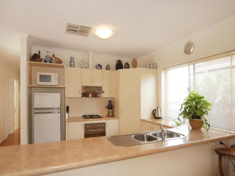 House 2    33 Fourth Avenue, Ascot Park SA 5043