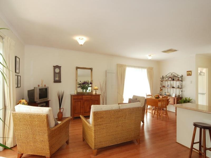 House 2    33 Fourth Avenue, Ascot Park SA 5043