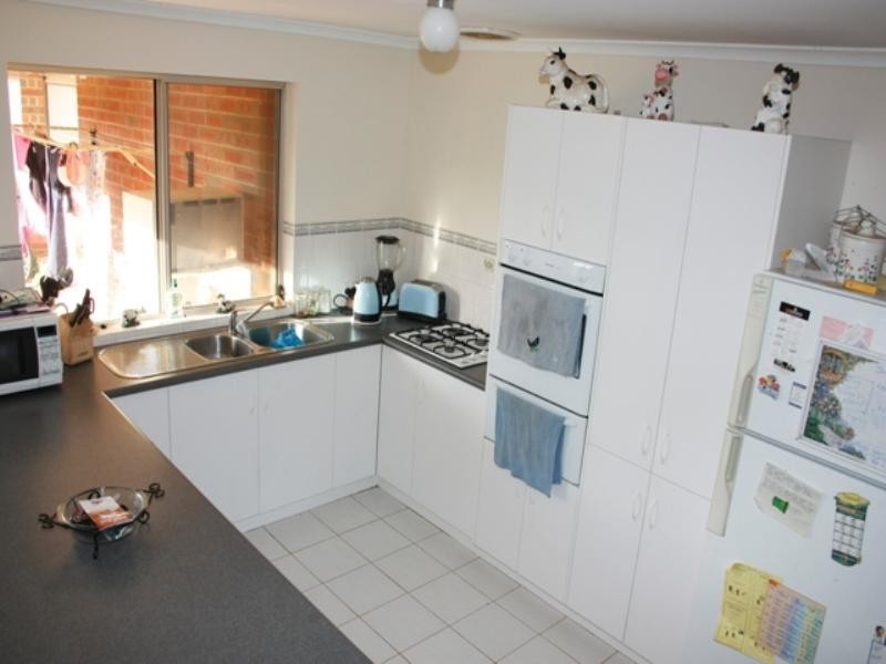 24 Pyrus Cressent, Andrews Farm SA 5114