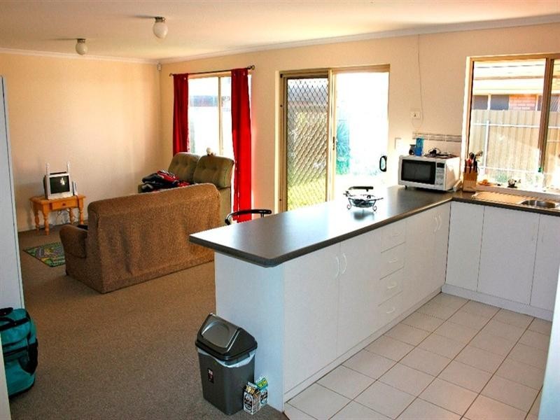 24 Pyrus Cressent, Andrews Farm SA 5114