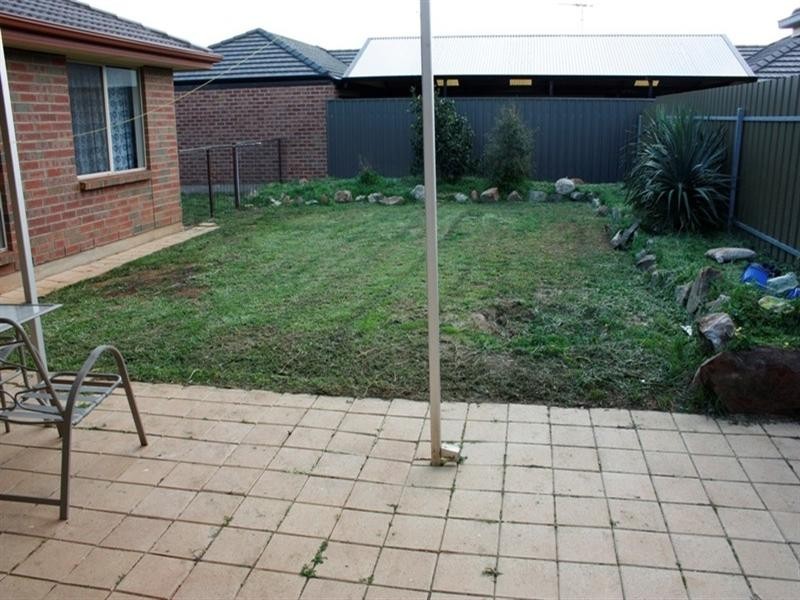 24 Pyrus Cressent, Andrews Farm SA 5114