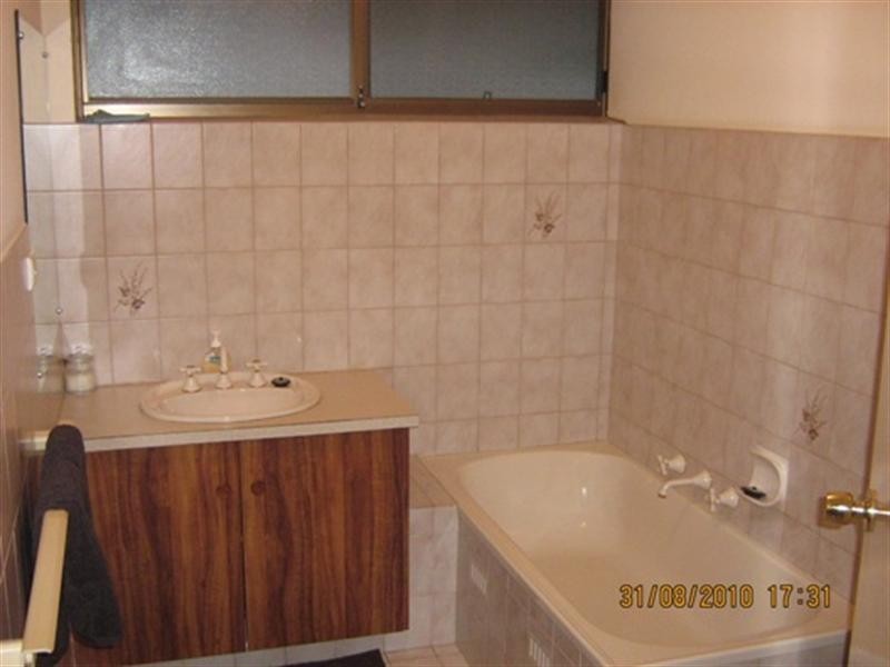 17B Ridgefield Avenue, Paradise SA 5075