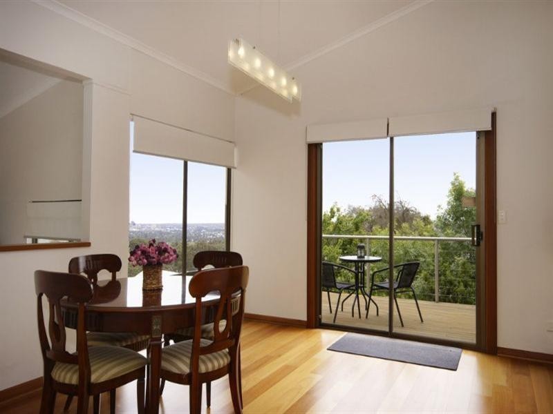 17 Gandys Gully Road, Stonyfell SA 5066