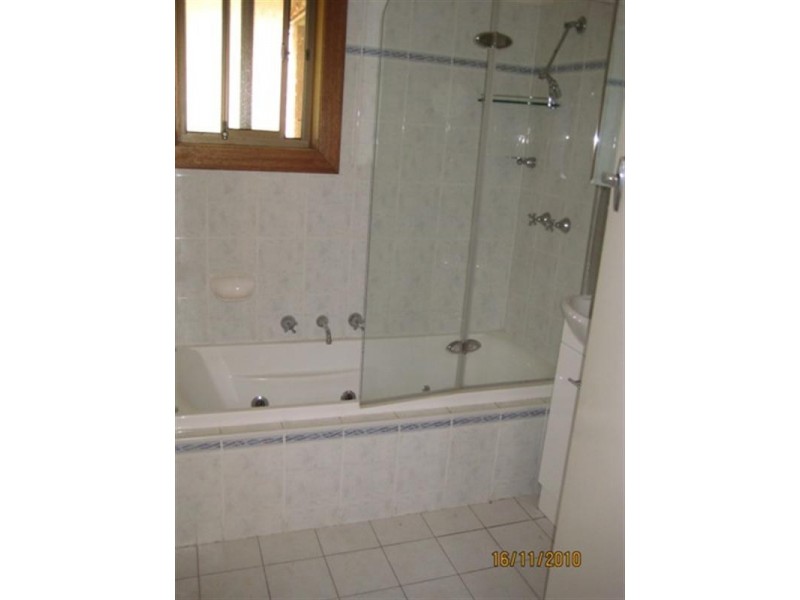 8 Pembury Grove, Felixstow SA 5070