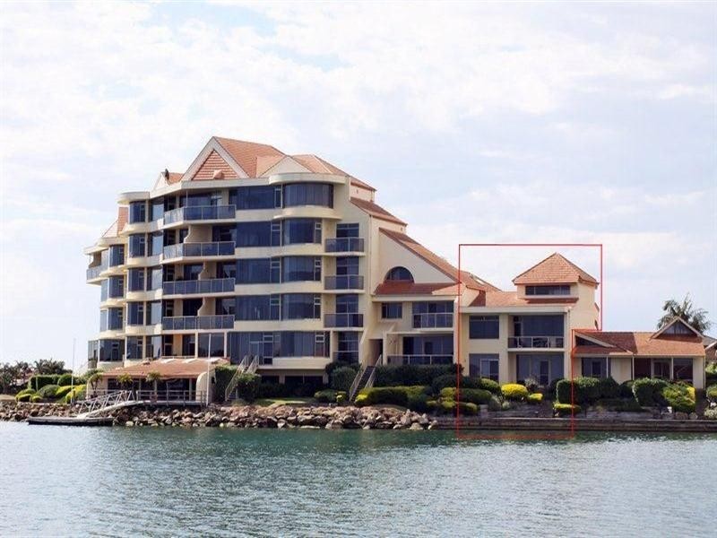 2-24 Martin Court, West Lakes SA 5021