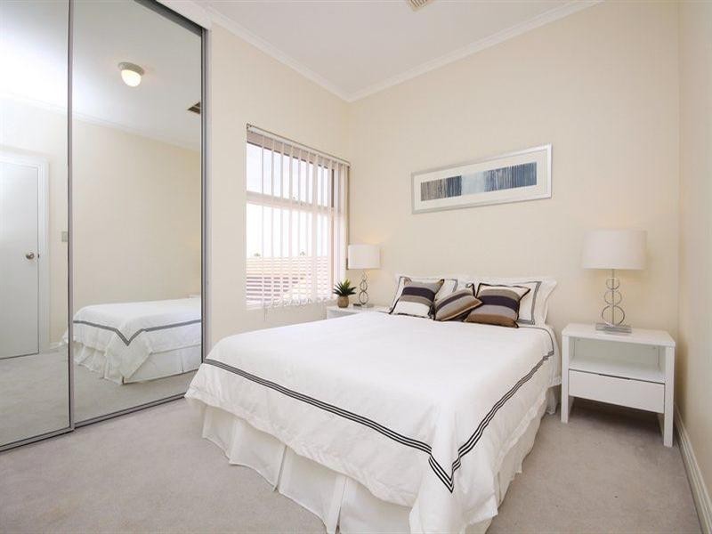 2-24 Martin Court, West Lakes SA 5021