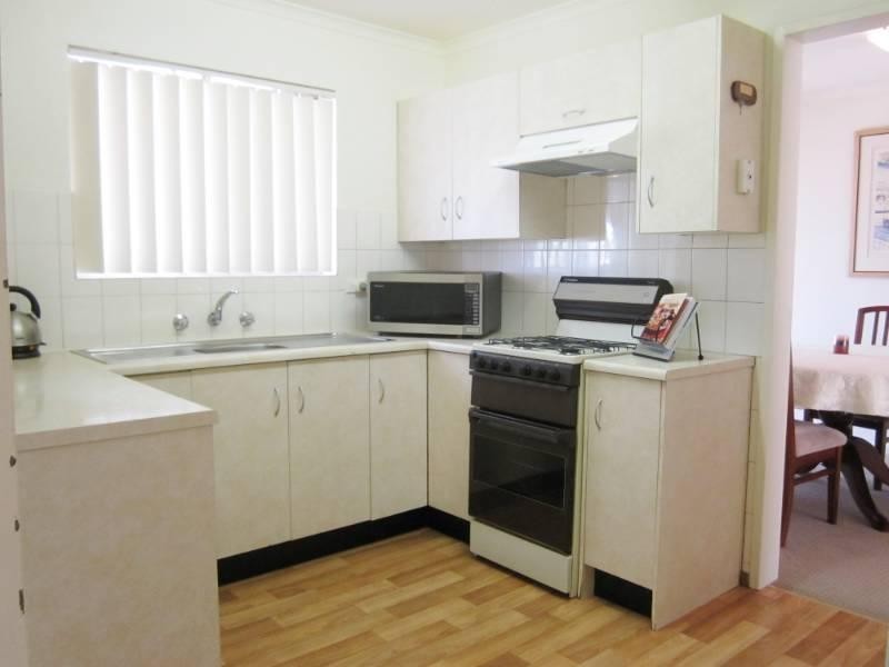 13 Seaview Road, Para Hills SA 5096