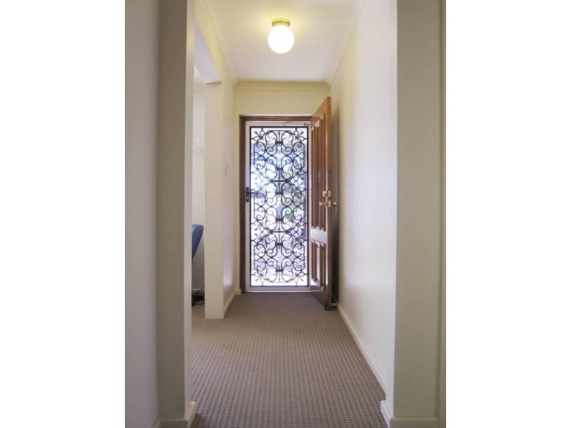 13 Seaview Road, Para Hills SA 5096