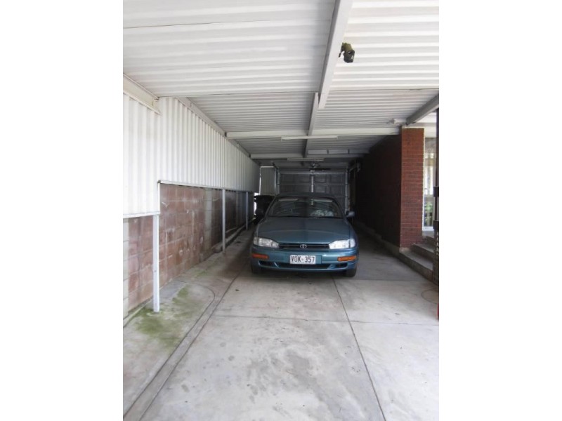 13 Seaview Road, Para Hills SA 5096