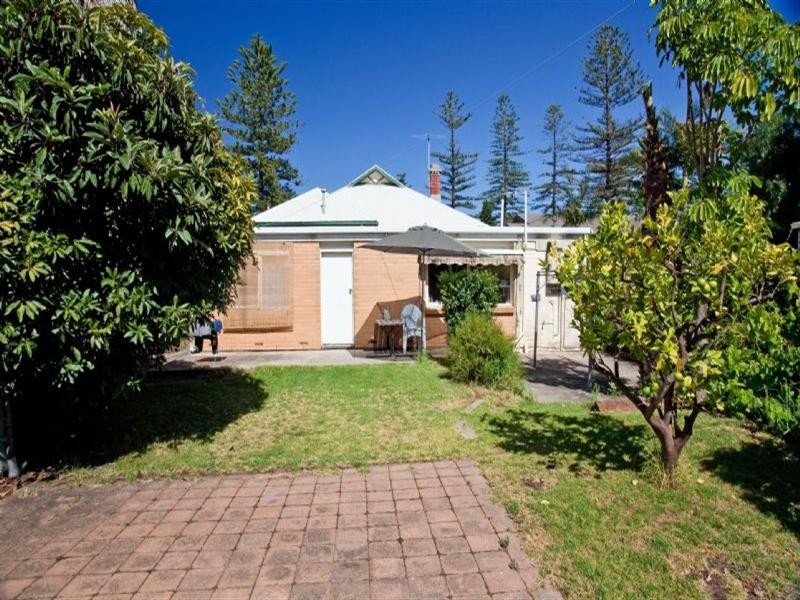 16 Brighton Road, Glenelg East SA 5045