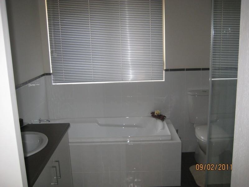 8A Athol Street, Clovelly Park SA 5042