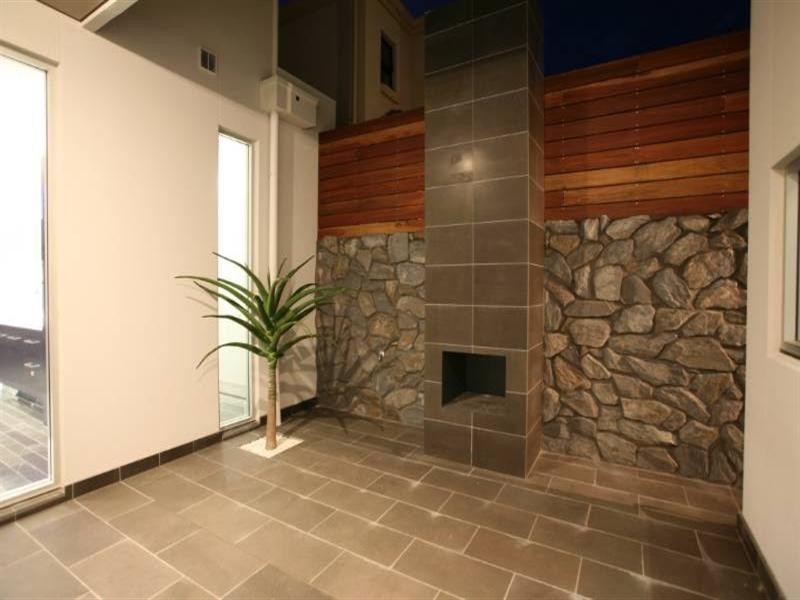 329 Esplanade, Henley Beach SA 5022