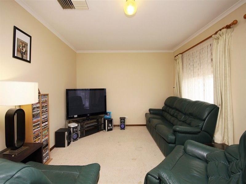 32 Atkinson Drive, Burton SA 5110