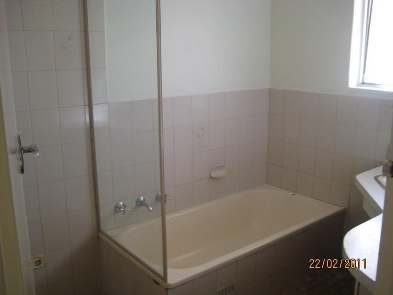 2/5 Livingstone Court, Findon SA 5023