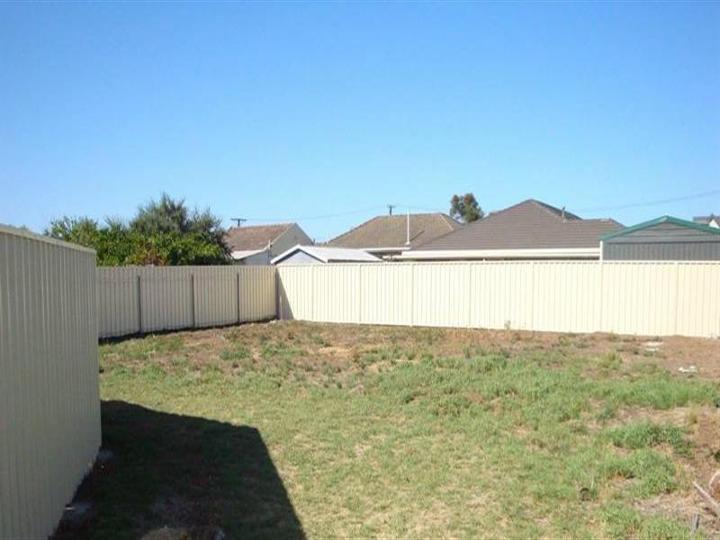 2 Richard Street, Findon SA 5023