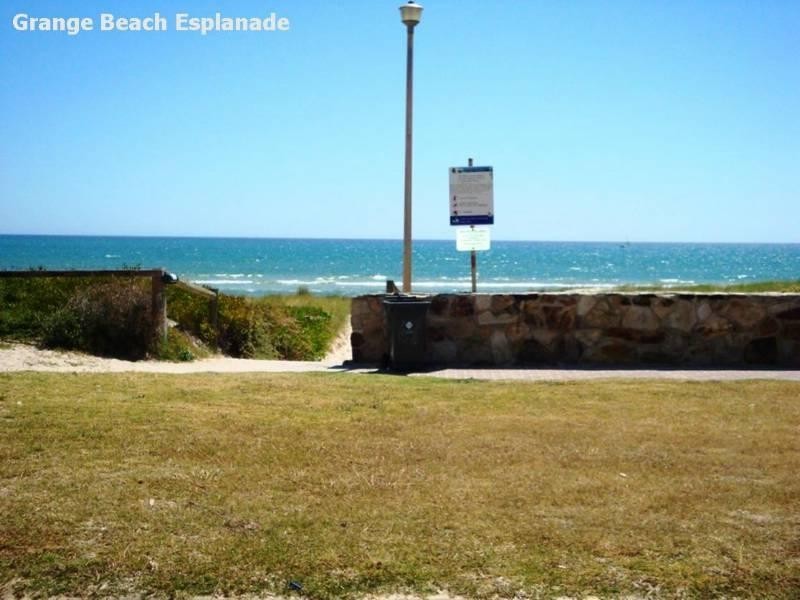 2 Richard Street, Findon SA 5023