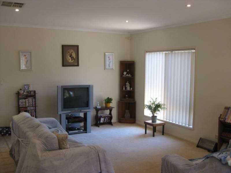 33B Wheatland Street, Seacliff SA 5049