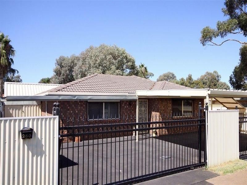 260 Martins Road, Parafield Gardens SA 5107