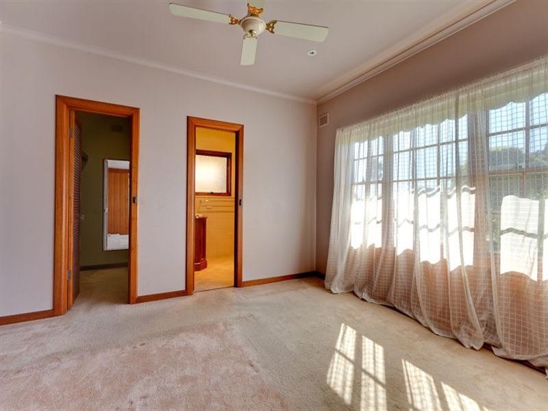 22 Sunlake Place, Tennyson SA 5022