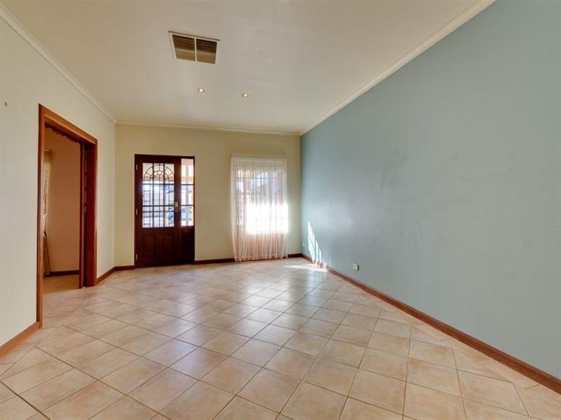 22 Sunlake Place, Tennyson SA 5022