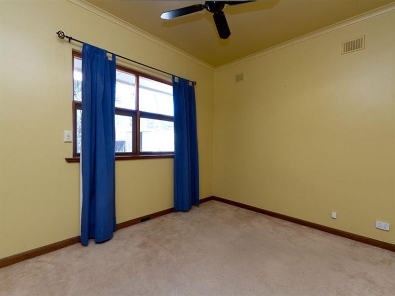 22 Sunlake Place, Tennyson SA 5022