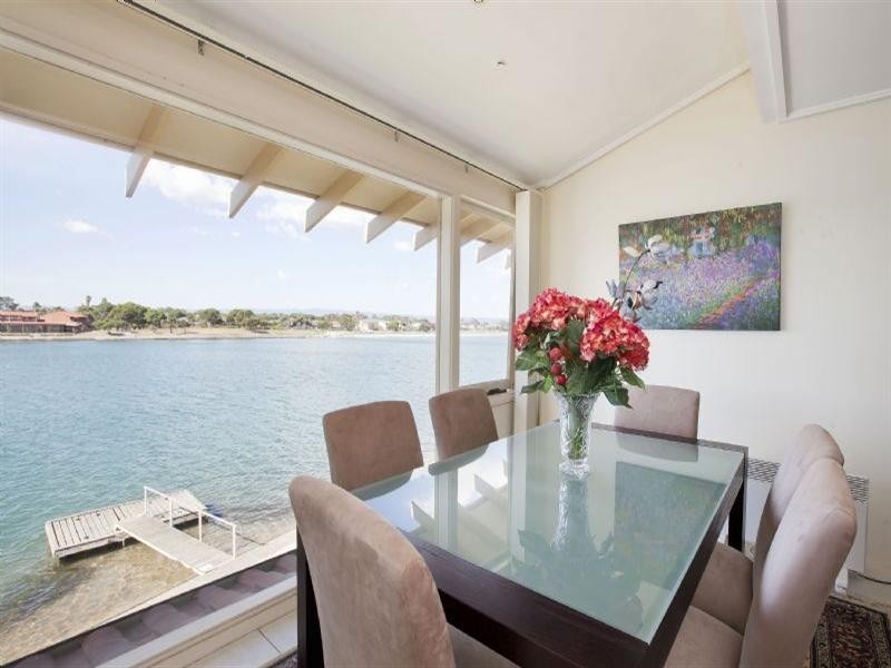 11-80 Military Road, Tennyson SA 5022