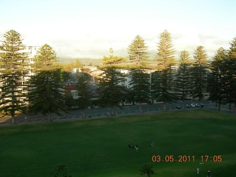 504/16 Oaks Pier Plaza, Holdfast Parade, Glenelg SA 5045