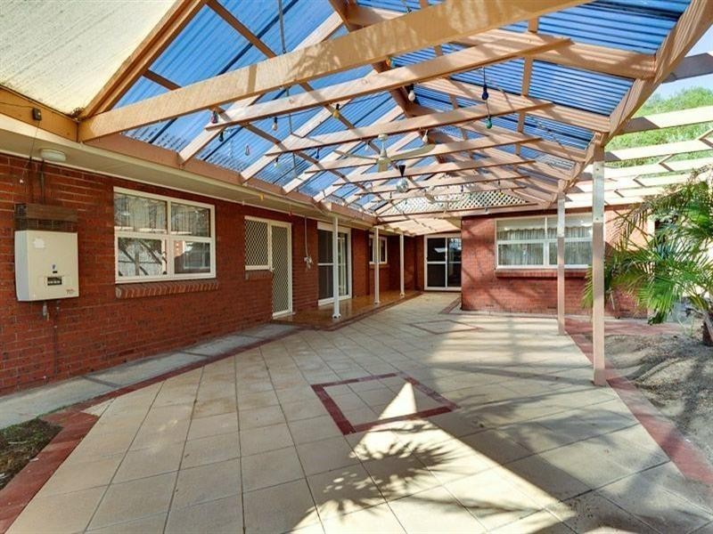 22 Sunlake Place, Tennyson SA 5022