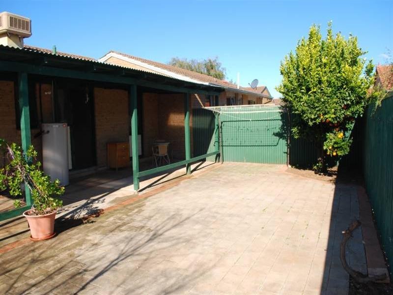 11 Clark Court, Elizabeth Grove SA 5112