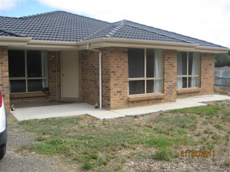 9 Norman Road, Aldinga Beach SA 5173