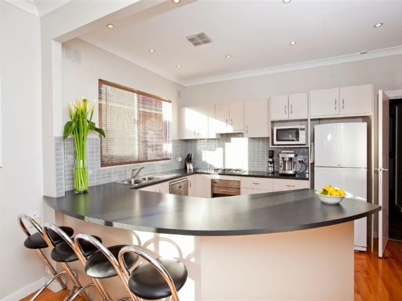 17 Swanwick Street, Henley Beach SA 5022