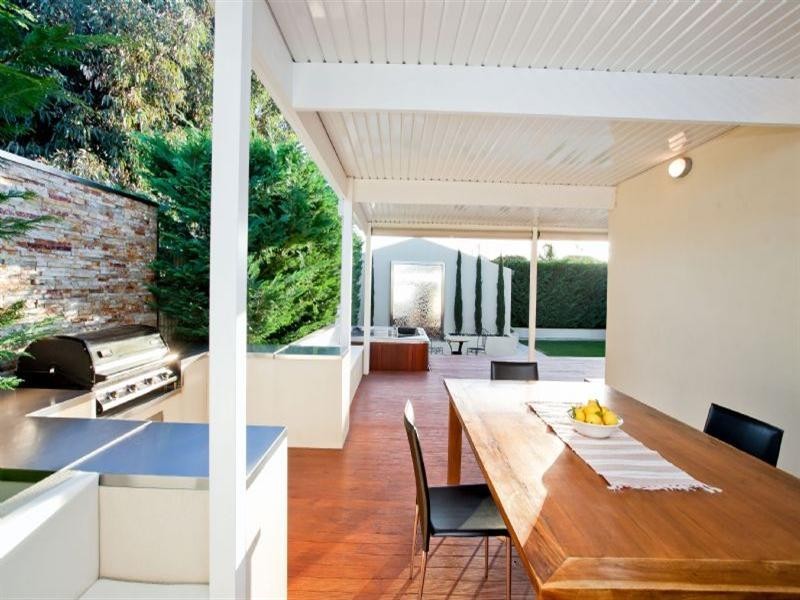 17 Swanwick Street, Henley Beach SA 5022