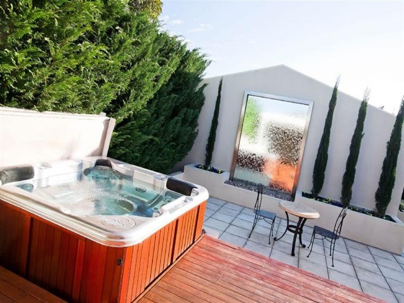 17 Swanwick Street, Henley Beach SA 5022