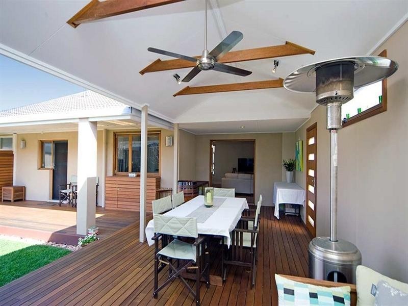 10 Winston Crescent, West Beach SA 5024