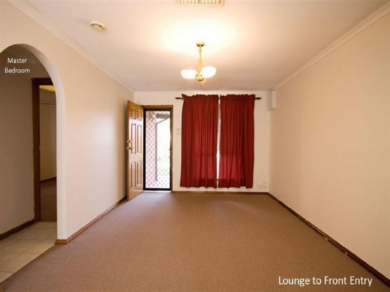 2/1 Wingate Crescent, Parafield Gardens SA 5107